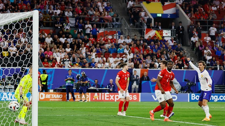 Laga Austria vs Prancis