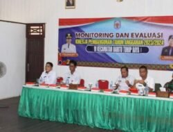Asisten I Setda Mura Buka Kegiatan Monev Kinerja Pembangunan di Kecamatan Barito Tuhup Raya