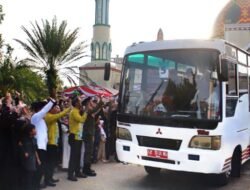Asisten I Setda Mura Lepas Keberangkatan Calon Jemaah Haji Murung Raya