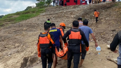 Tim SAR Gabungan berrhasil menemukan korban tenggelam di Muara Teweh, pencarian resmi ditutup