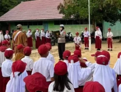Polwan Polres Mura Gelar Kegiatan Police Goes to School
