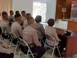 Wakapolres Murung Raya Beri Bintal Kepada 16 Bintara Remaja Polres Mura