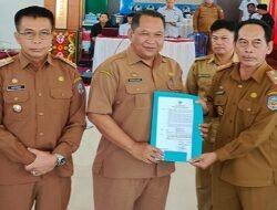 Momem Serah Terima Jabatan Serampang Sebagai Plt Kepala Dinas Sosial Gantikan Jambi Tuah
