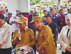 Bupati dan Wakil Bupati Mura Disambut Meriah Masyarakat Murung Raya