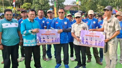 Dorong Kualitas Hidup, Pemkab Mura Buka Turnamen Voli Muara Tuhup Open I