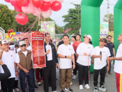 Pemkab Mura Perkuat Sinergitas Pemda dan Polri Lewat Jalan Santai Hari Bhayangkara ke-80