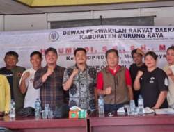 Kunjungi Desa Tumbang Bahan, Ketua DPRD H. Rumiadi Siap Dorong Percepatan Infrastruktur Daerah